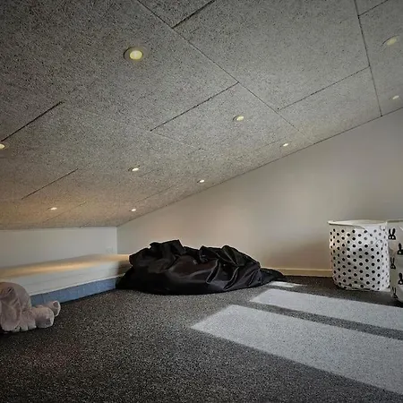 Luksuriost Sommerhus Med Stor Have I Kaldred Eskebjerg