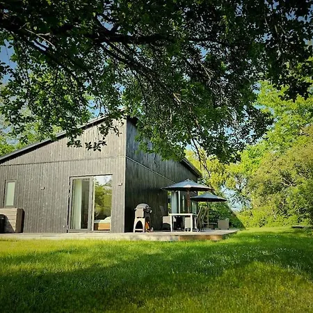 Luksuriost Sommerhus Med Stor Have I Kaldred